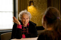 Margaret Atwood&nbsp;: &laquo;&nbsp;La r&eacute;gression a commenc&eacute;&nbsp;&raquo;