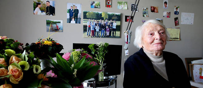 Yvettes Lundy, dans une maison de retraite a Epernay, dans la Marne, en avril 2017. 