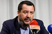Salvini se justifie apr&egrave;s les menaces contre une rescap&eacute;e de l'Holocauste