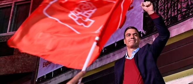 Espagne: Sanchez vainqueur affaibli, bond de l'extreme droite