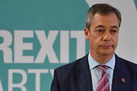 Royaume-Uni&nbsp;: le coup de billard &agrave; trois bandes de Farage