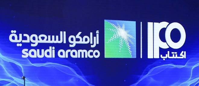 Entree en Bourse: le geant du petrole Aramco vise une valorisation de 1.700 milliards de dollars