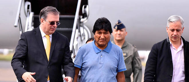 Evo Morales a son arrivee au Mexique, en exil de son propre pays, la Bolivie.