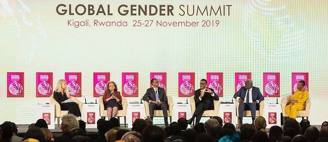 Discussions et echanges lors du Sommet mondial sur le genre qui se tient a Kigali jusqu'au 27 novembre. 