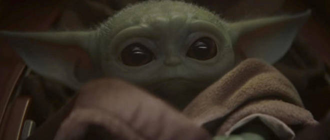 Le personnage de "Bebe Yoda" etait reste secret avant la diffusion. 
