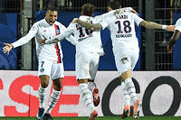  Le Paris Saint-Germain (1er) signe une quatrième victoire consécutive grâce à son succès sur la pelouse de Montpellier (1-3).

