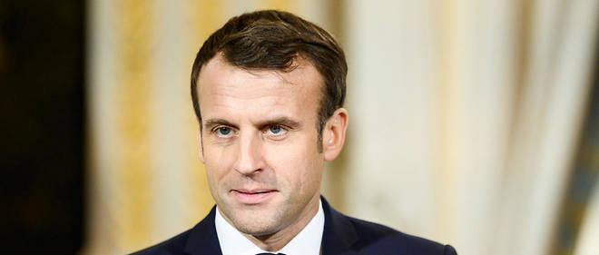 Emmanuel Macron juge que l'emprisonnement des deux chercheurs << est intolerable >>. 

