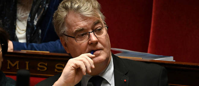 Jean-Paul Delevoye, haut-commissaire aux retraites, demissonnnaire apres plusieurs << omissions >>.

