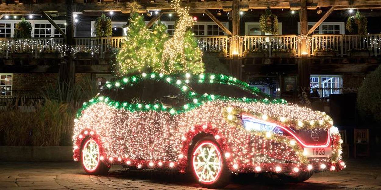 Nissan lance le premier sapin de Noël mobile