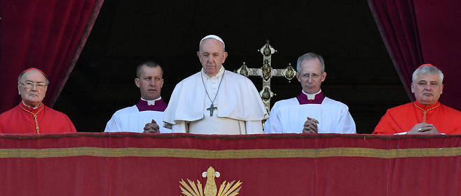 Le pape a egalement evoque la situation au Liban et en Amerique du Sud.
