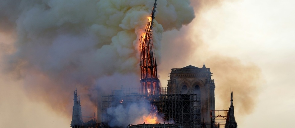 L'incendie de Notre-Dame: emotion, solidarite et polemiques