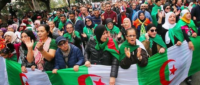 Depuis fevrier 2019, les manifestations n'arretent pas a Alger.
