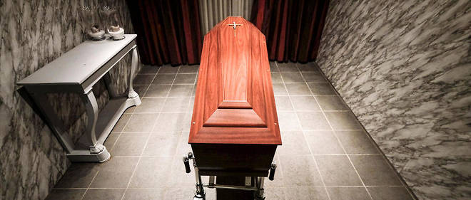 Un directeur de funerarium a ete declare mort alors qu'il est bien vivant. (illustration)
