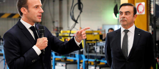  Le president Emmanuel Macron et le PDG de Renault-Nissan-Mitsubishi Carlos Ghosn en visite dans l'usine Renault de Maubeuge, en novembre 2018.
