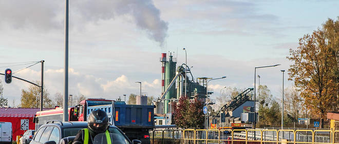 Centrale a charbon a Gdansk en Pologne. Le pays tire 80 % de son electricite des centrales a charbon. 
