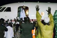 Gambie: des milliers de manifestants r&eacute;clament le retour de l'ex-pr&eacute;sident Jammeh