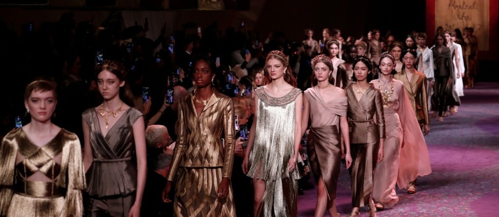 Les deesses feministes de Dior a Paris