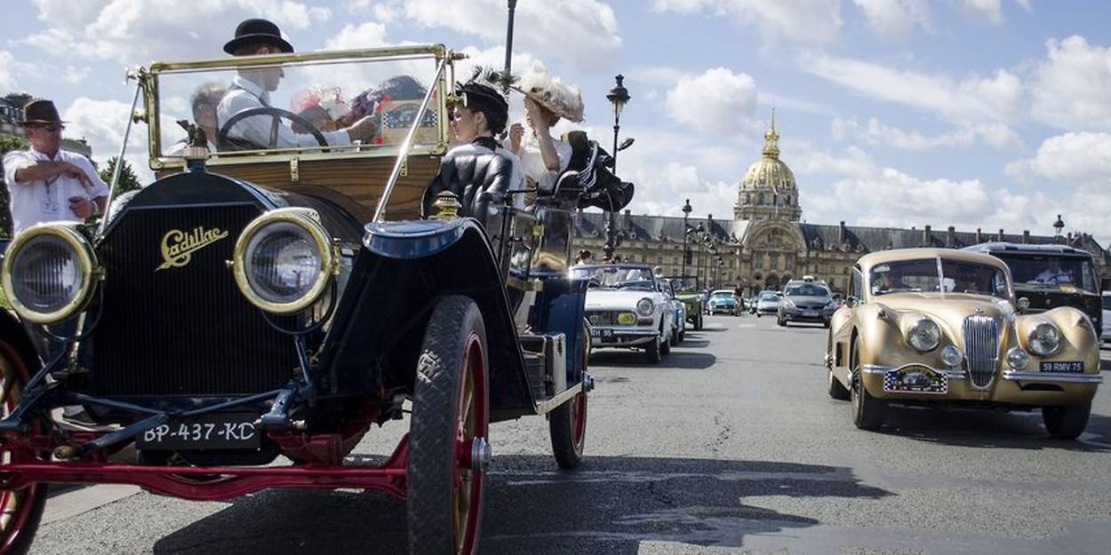 Rétromobile: pourquoi 230.000 Français collectionnent les voitures