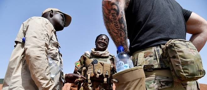 L'an dernier les manoeuvres antiterroristes Flintlock ont regroupe quelque 1 500 soldats africains, americains et europeens au Burkina Faso, dans l'ouest et le nord du Niger pour s'exercer contre les menaces terroristes planant sur ces regions. 
