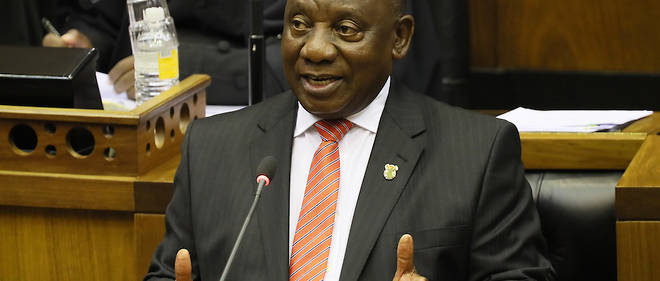President Cyril Ramaphosa delivers his State of the Nation address at parliament in Cape Town on February 13, 2020. (Photo by SUMAYA HISHAM / POOL / AFP)