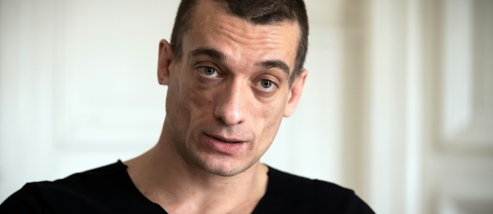 Griveaux: l'artiste russe Pavlenski revendique la "porno-politique" contre l'"hypocrisie"