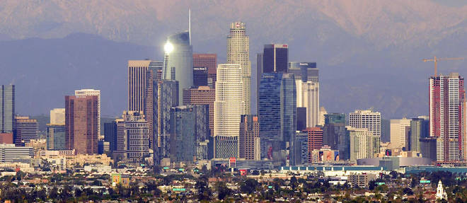 La skyline du quartier Downton a Los Angeles en 2019.



This photo taken on February 7, 2019 shows a view of the downtown Los Angeles skyline with the snow-covered San Gabriel Mountains in the background. (Photo by Chris Delmas / AFP)
