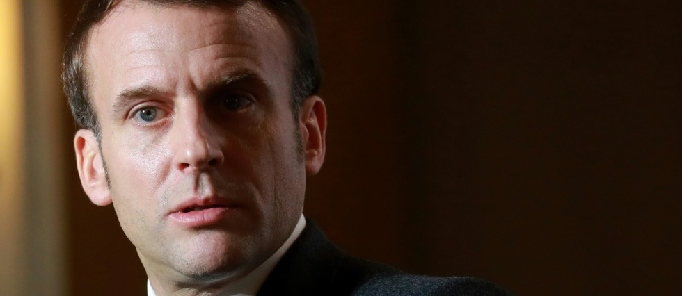 Macron devoile sa strategie de lutte contre le "separatisme" islamiste
