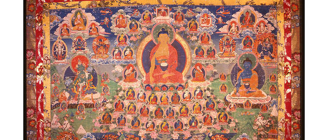 Photographie d'un tanka, caracteristique de la culture bouddhiste tibetaine. La fiche technique du musee du quai Branly-Jacques Chirac indique qu'il est associe a la culture hindoue tharu, ethnie du Nepal. 
