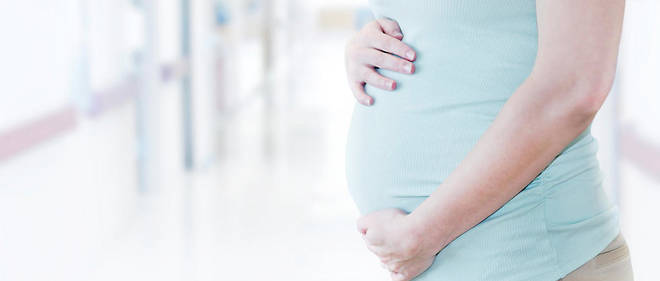 Les femmes de moins de 40 ans qui vont subir un traitement qui peut affecter leur fertilite, tel qu'une chimiotherapie, se voient proposer de congeler leurs ovocytes pour preserver leurs chances de grossesse future.
