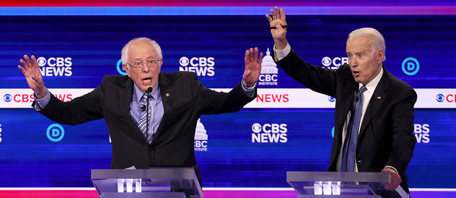 Les echanges ont ete vifs entre Joe Biden et Bernie Sanders lors du debat democrate en Caroline du Sud le 25 fevrier 2020.
