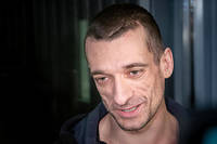 Violences du Nouvel An&nbsp;: Piotr Pavlenski mis en examen