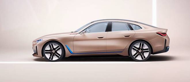 Le Concept i4 prefigure une BMW 100 % electrique partageant sa plateforme avec la Serie 3.
