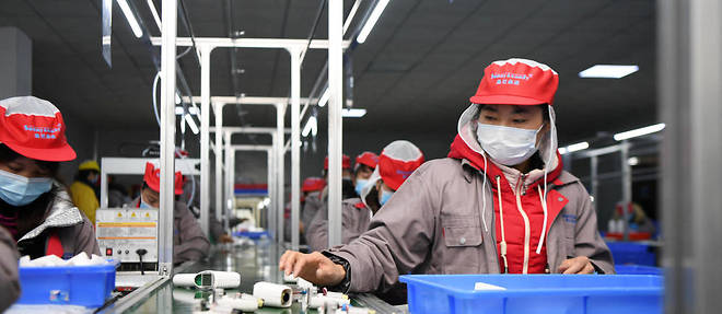 Dans une usine de jouets a Xiangtan, dans le centre de la Chine.  
