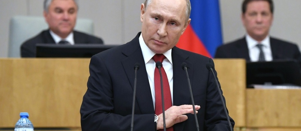 La Cour constitutionnelle russe approuve la reforme permettant a Poutine de rester