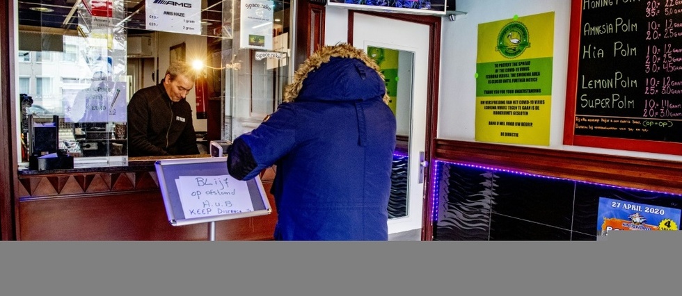 Cannabis à emporter: les coffee shops néerlandais rouvrent leurs portes