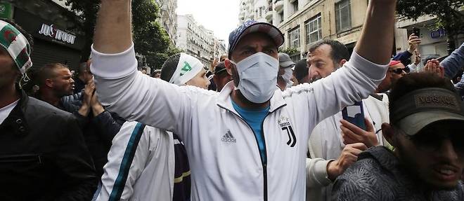 Face a la propagation du nouveau coronavirus en Algerie, les autorites ont interdit mardi soir les manifestations du hirak, le mouvement de contestation au sein meme duquel des voix demandaient une suspension de la mobilisation, ininterrompue depuis un an.
