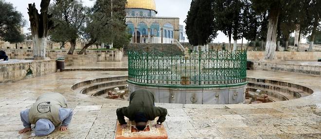 Virus: l'esplanade des Mosquees a Jerusalem fermee aux fideles