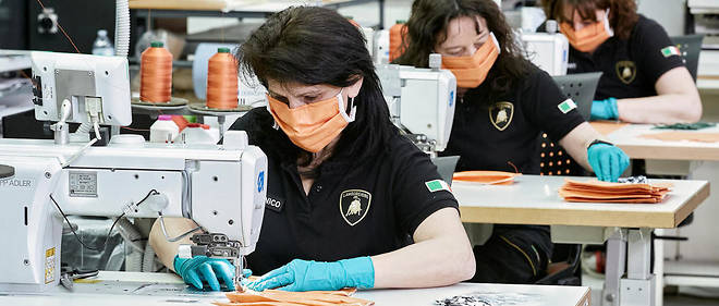 L'usine Lamborghini de Sant'Agata Bolognese produit desormais des masques de protection au coronavirus.

