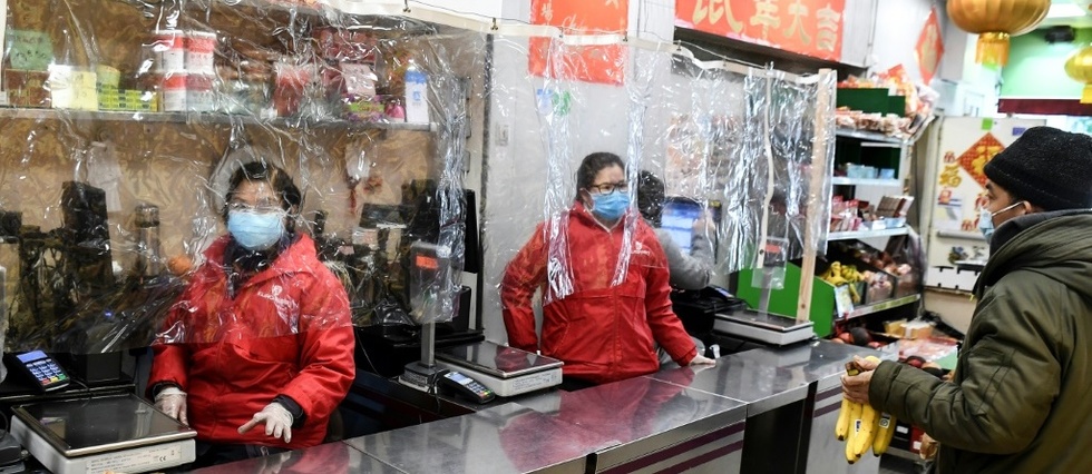 Kits covid, masques... comment la diaspora chinoise organise son autosuffisance
