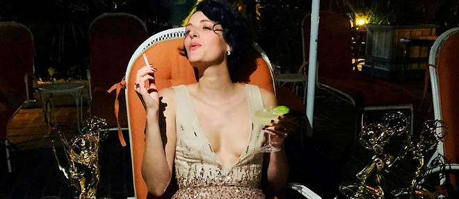 Phoebe Waller-Bridge, la créatrice de « Fleabag » et scénariste du prochain James Bond, en toute décontraction au Château Marmont (Los Angeles), après avoir reçu une flopée de récompenses.
