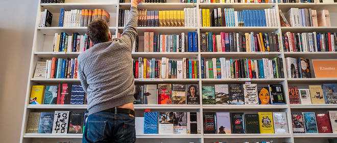 Dans une librairie independante du quartier de Prenzlauer Berg a Berlin, le 31 mars.  
