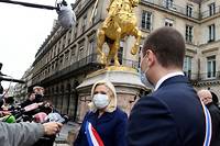 Masqu&eacute;e, Marine Le Pen r&eacute;clame le port du masque pour &quot;tout le monde dans l'espace public&quot;