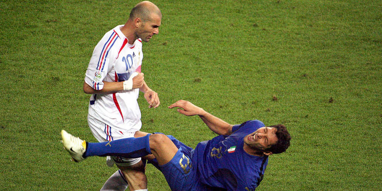 14 ans après le coup de boule de Zidane, Materazzi révèle leur échange - Le  Point