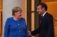  Angela Merkel se méfie des ruades d'Emmanuel Macron. Mais elle tient l'européisme du président en serrant les cordons de la bourse.
