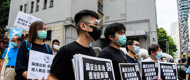 A HongKong, la population est invitee a manifester contre la loi sur la securite nationale imposee par Pekin.
