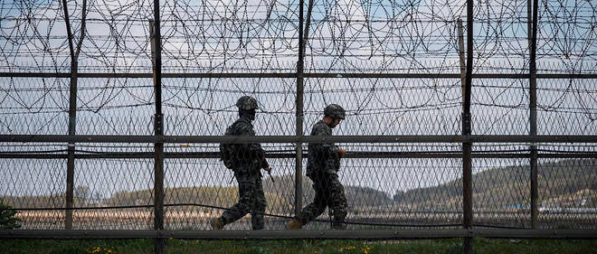 La frontiere entre la Coree du Sud et la Coree du Nord est la plus fortifiee au monde.

