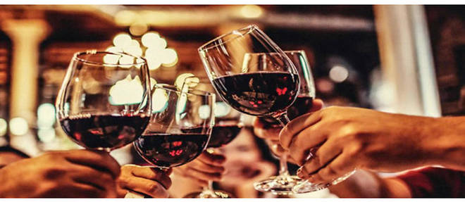 Un vin se partage, se conjugue et, pour cela, pas besoin de connaitre par coeur la liste des premiers crus de chablis ou de gevrey.
