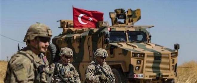La Turquie d'Erdogan n'a pas fait semblant de s'interesser a la Libye. Elle y a deploye des troupes pour soutenir le gouvernement reconnu par l'ONU.
La Turquie d'Erdogan n'a pas fait semblant de s'interesser a la Libye. Elle y a deploye des troupes pour soutenir le gouvernement reconnu par l'ONU.