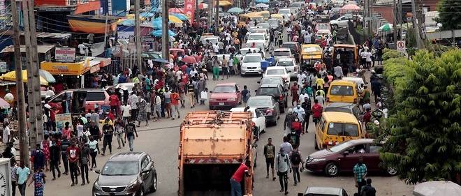 Un confinement de cinq semaines avait ete instaure dans la ville de Lagos.
