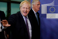  Le Premier ministre britannique Boris Johnson et Michel Barnier.
